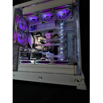 Phanteks NV7 Kasalı Özel Yapım Performans Canavarı